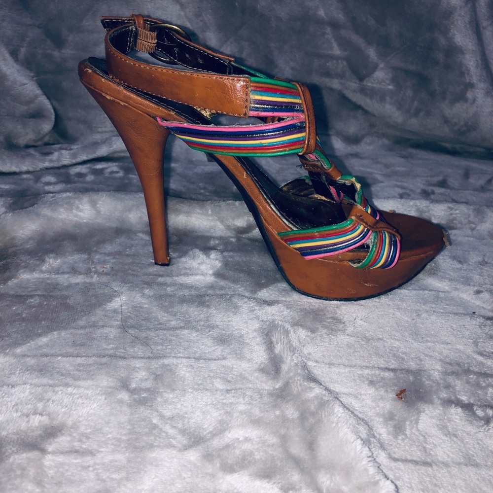 Rouge (Charlotte Russe) - Tan/Multi - Size 8